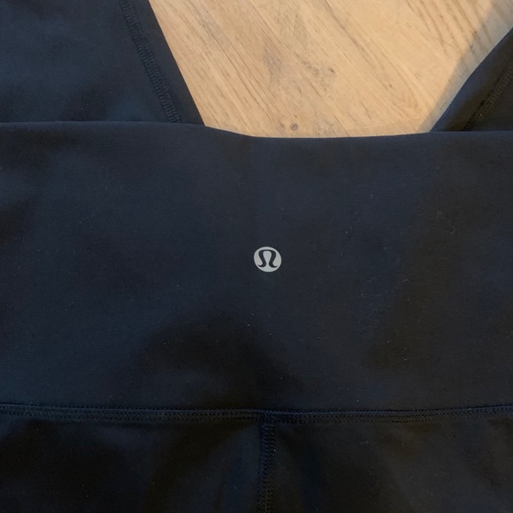 High Waisted Lulu Lemon Capris - Picture 2 of 2